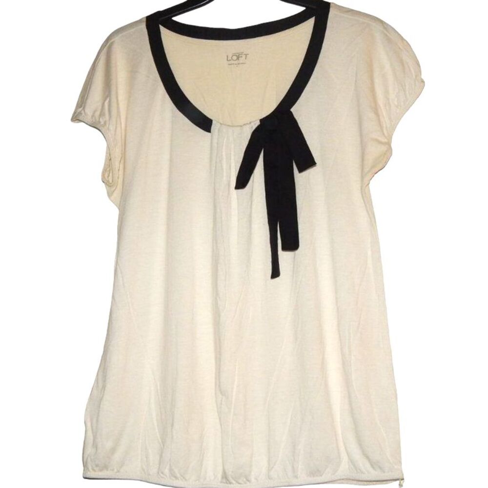 Ann Taylor Loft women’s small cream blouse with black bow